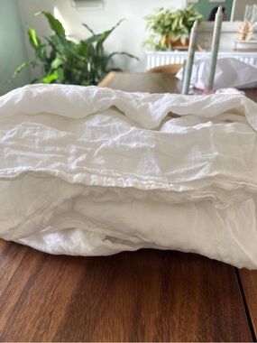 Brooklinen White Linen Duvet Cover - Cali King